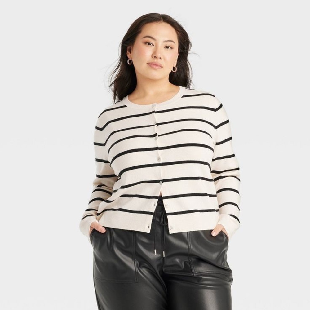 A New Day Striped Women's knit Sweater - Black and White / Cream